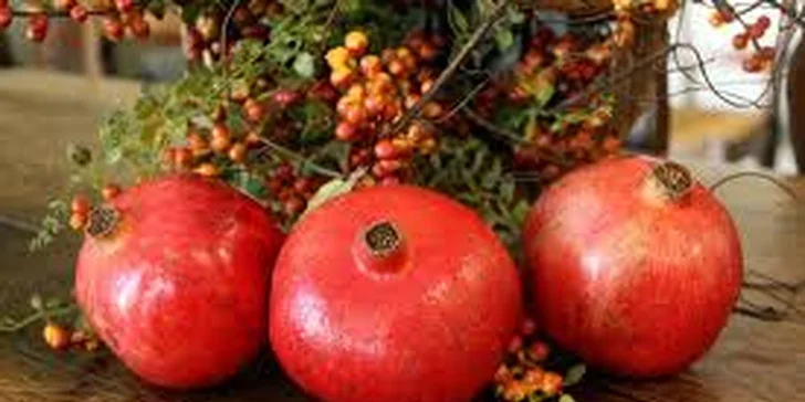 Kosmetické ošetření pleti nabité antioxidanty a vitamíny