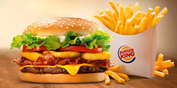 Texas whopper burger, střední hranolky a bezedný kelímek v Burger Kingu