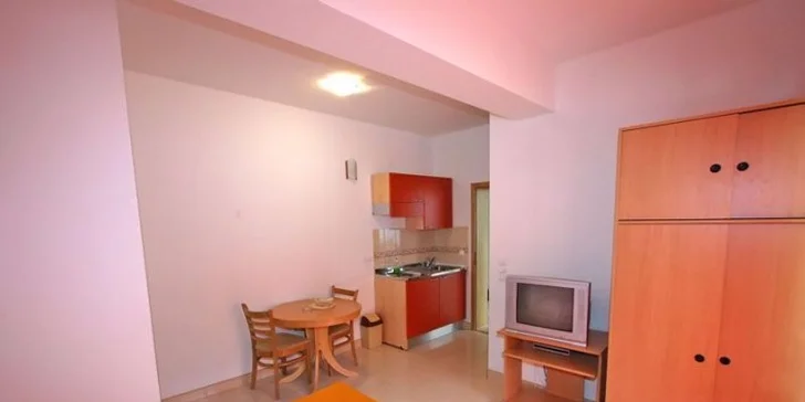 7 letních nocí v apartmánech na Makarské + dítě do 6 let zdarma