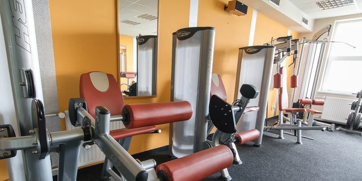 Fitness Plovárna - tři nebo šest vstupů vč. iontových nápojů