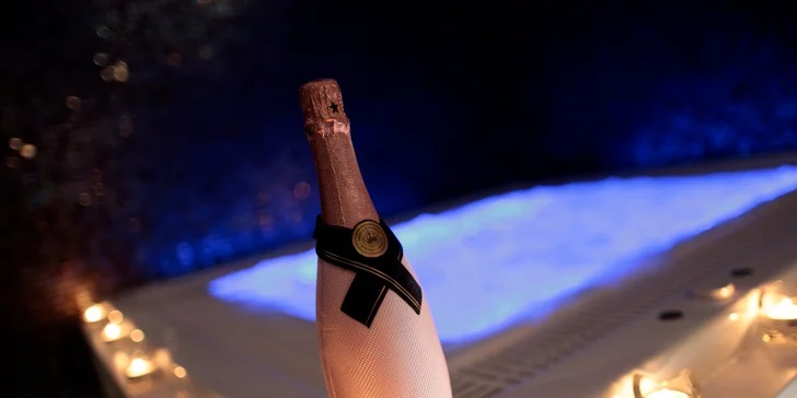 Luxusní privátní wellness pro dva na 90min + vstup do fitness
