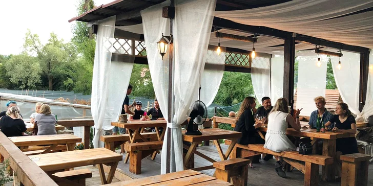Voucher je možné uplatnit ve dnech úterý–pátek od 15:00 do 19:00, o víkendech od 16:00 do 19:00.