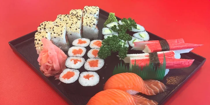 Hostina v japonském stylu - sushi sety pro jednoho či dva jedlíky