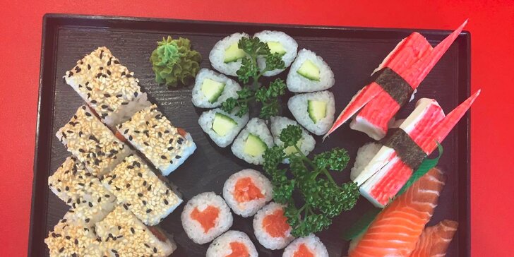 Hostina v japonském stylu - sushi sety pro jednoho či dva jedlíky