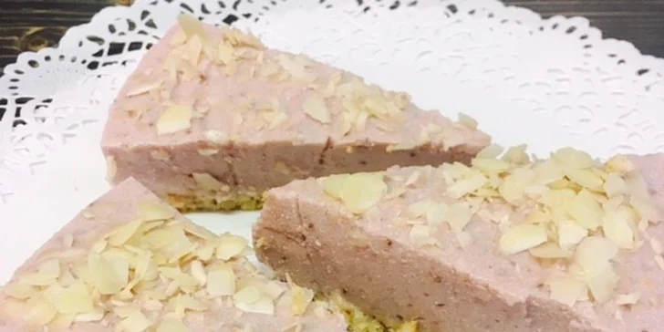 Skvostné veganské dorty bez lepku a cukru: čoko nebo cheesecake