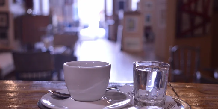 Espresso z výběrové brazilské kávy v centru Prostějova