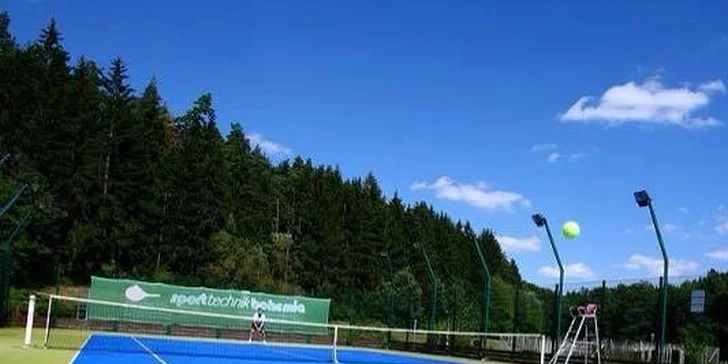 Nálož žebírek a hodina minigolfu pro dva u Luhačovické přehrady