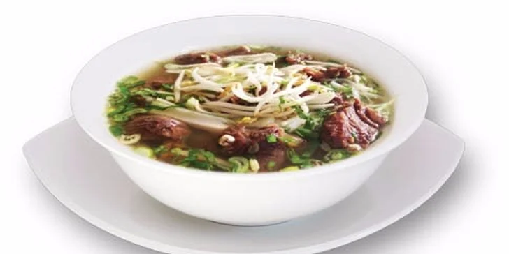 Vietnamské speciality: Jarní závitky i polévka Pho nebo nudle Bun bo Nam Bo
