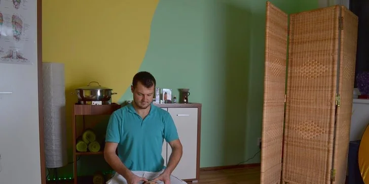 Tradiční thajská masáž na parádní protažení svalů