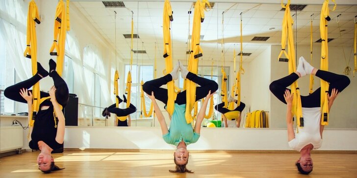 Protáhněte tělo: Lekce fly yogy - úžasného vzdušného cvičení