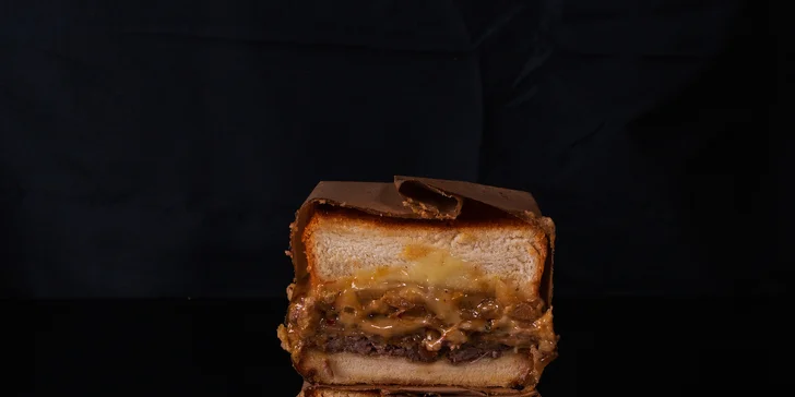 Zahryznúť sa môžete aj do syrového Cheese Smash burgra