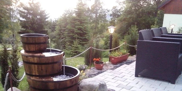Podzim i zima u Cimrmana: pro dva, rodiny i partu s polopenzí a wellness