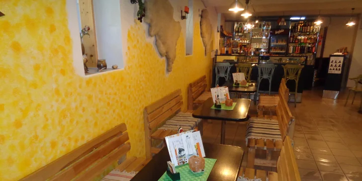 Letní osvěžení: Lahodný milkshake nebo frappé s příchutí dle výběru