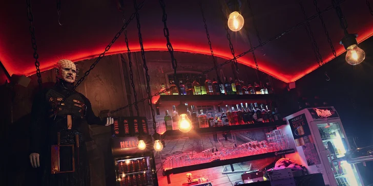 Bude to masakr: libovolné shoty v hororovém baru Nightmare Prague