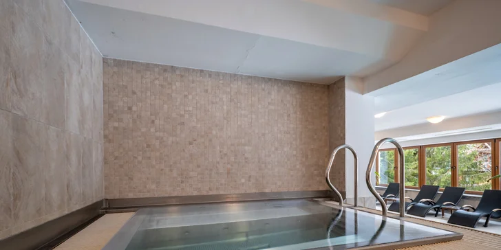  V rámci otváracích hodín (16–21 hod.) si hotelové wellness centrum môžete užívať neobmedzene.