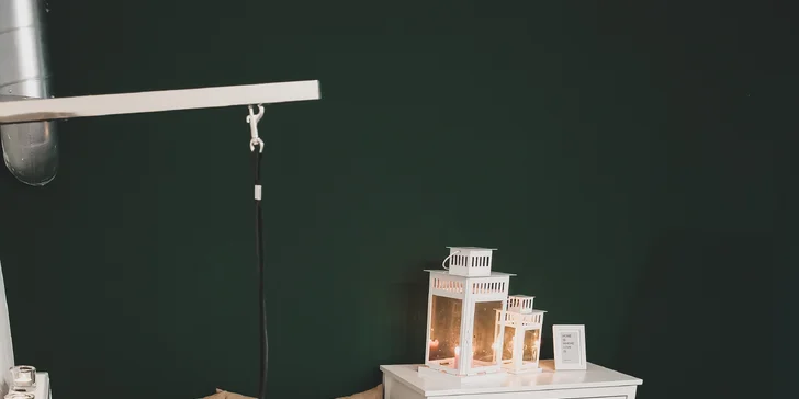 Zpříjemnit si čekání na vašeho fešáka můžete v Mr. Grey kavárně, kde vám nabídnou kávu podle výběru zdarma. Pejsek se zase může těšit na kvalitní pamlsek z Mr. Grey obchodu. 