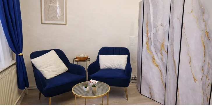 Trápí vás řídké obočí nebo rovné řasy? Vyrazte na laminaci a lashlifting do Casa de Andrea.