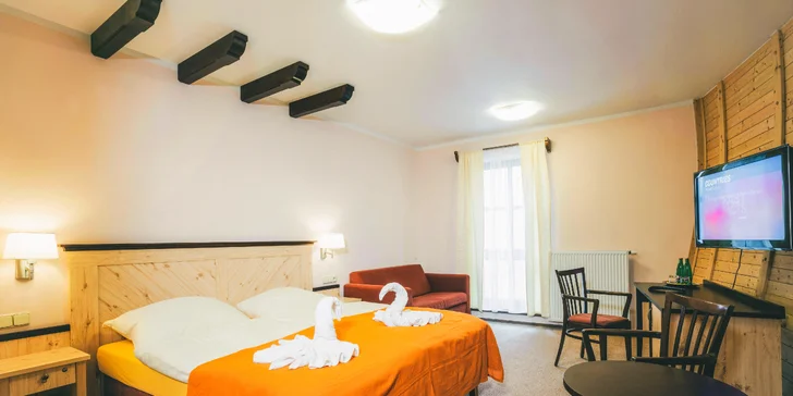 Přímo na vrcholku Javorníku vás přivítá hotel Obří sud s jedinečnou architekturou.