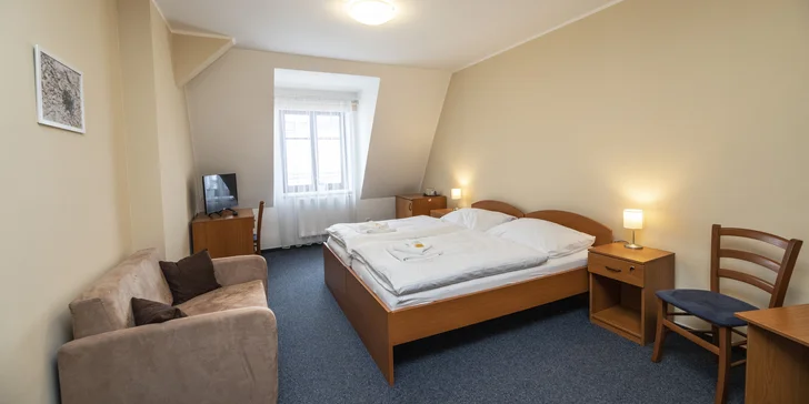 Ubytovaní budete v pokoji či apartmánu, kde najdete vše, co byste mohli potřebovat.