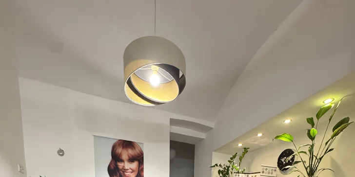  O váš vzhled se postarají kadeřníci v moderním salonu K Hair Studio na Praze 5. 