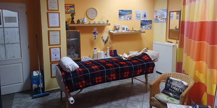 Ta napomáhá k pochopení samotného problému a k redukci bolesti.