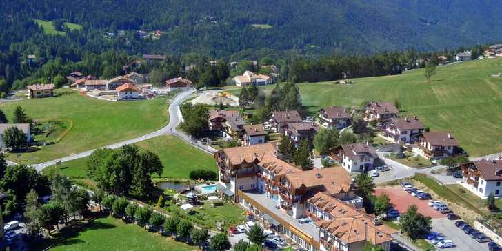 Čaká na vás 3* Alpen Hotel Eghel, umiestnený v jednej z najslnečnejších častí oblasti Folgaria.