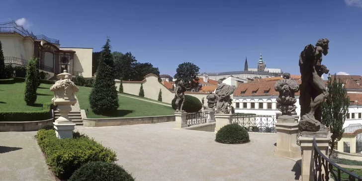 Součástí vstupu je i přístup do Velké galerie se stálou expozicí.