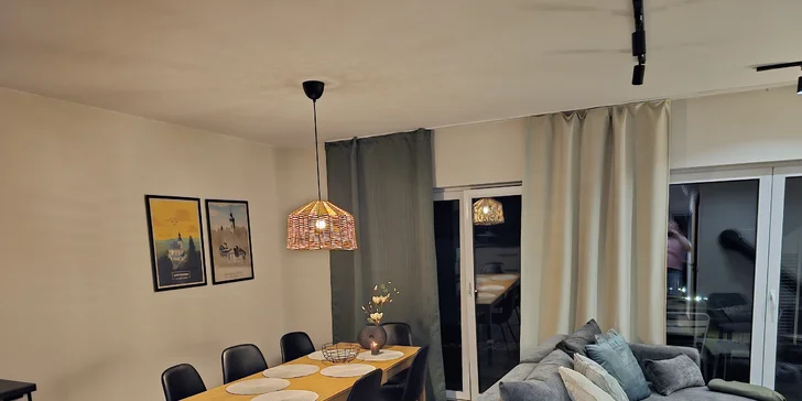 Tři ložnice zajistí dostatek soukromí a pohodlí pro nerušený spánek. 