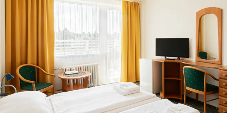 Hotel Slezan najdete jen 500 metrů od historického jádra Bruntálu a náměstí.