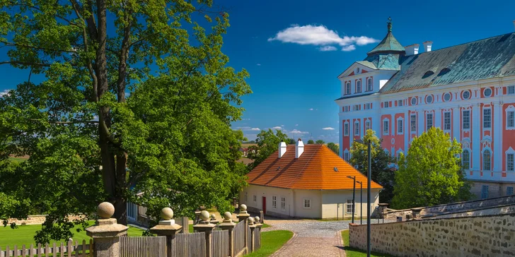 Navštivte benediktinský klášter v Broumově, jehož kořeny sahají až do 14. století a který je perlou barokní architektury. 