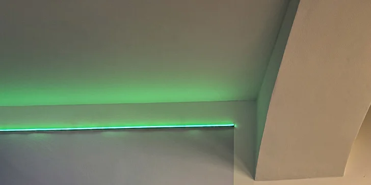 Čeká vás 30 až 90 minut letu za doprovodu zkušeného instruktora.