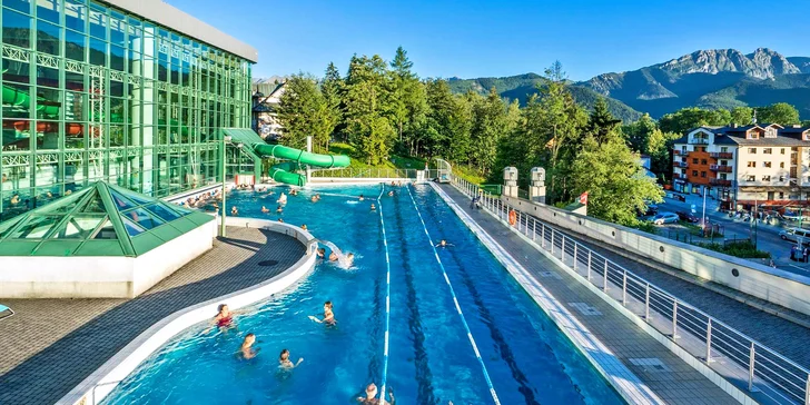 Rodinný pobyt v Zakopaném: polopenze, neomezený wellness i vstupy do aquaparku