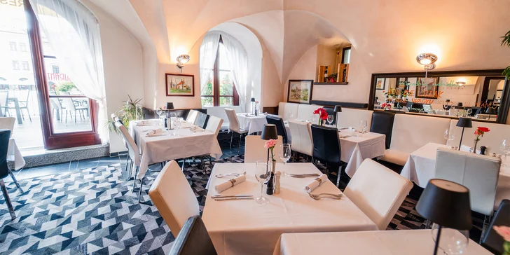 Těšit se můžete na boží degustační menu sestavené ze čtyř, nebo rovnou šesti chodů.