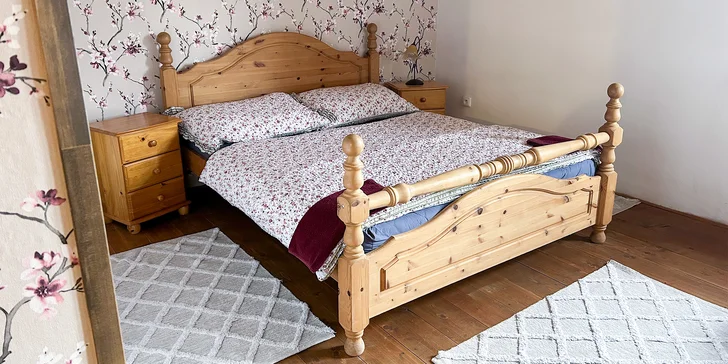 Zabydlíte se v pokojích či apartmánu pro 2-3 osoby.