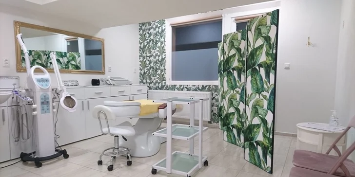 Moderne vybavený salón Bellatrix
