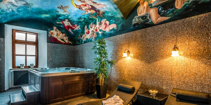 Čeká na vás finská sauna nebo bublinky, tedy vířivka.