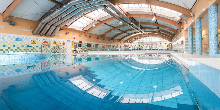 Ako hoteloví hostia máte v cene aj hodinový vstup na každý deň pobytu do aquaparku Helios, ktorý nájdete len 700 m od ubytovania.