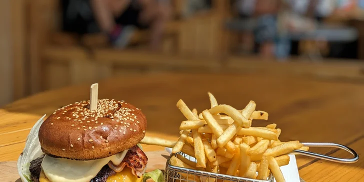 V Aspen Grillu dělají báječné burgery, kebab či grilovaná kuřata a další dobroty.