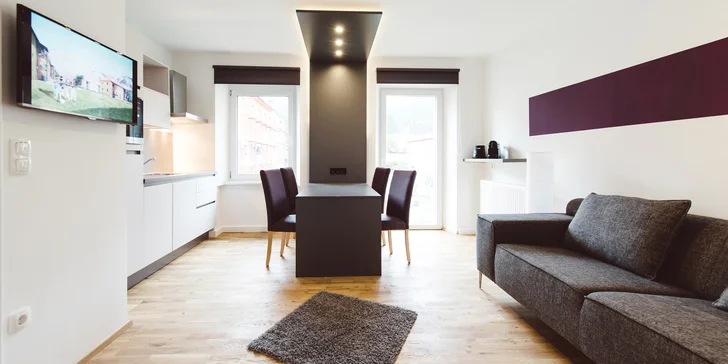Ubytujete se v moderním apartmánu až pro 4 osoby. 