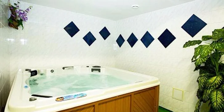 Slaná voda ve whirlpool dodá tělu minerály.