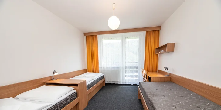 Pro pohodový pobyt můžete volit z 5 typů pokojů: Classic Triple, Classic Family, Deluxe Double, Deluxe Triple a Deluxe Family (na fotce Classic Triple).