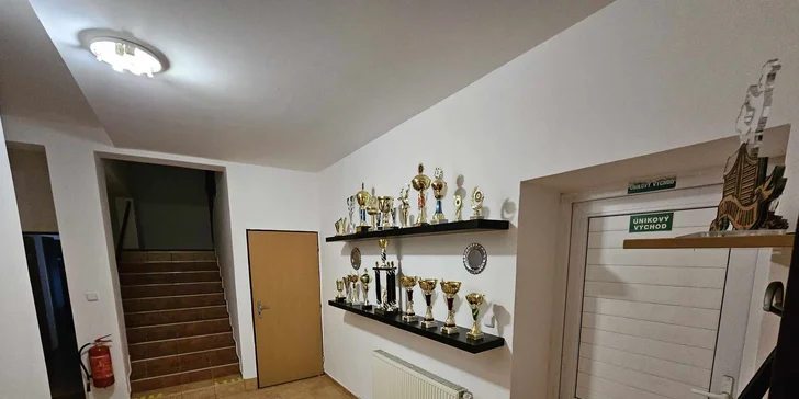 V rozvrhu najdete jak lekce pro obě úrovně, tak lekce určené výhradně začátečníkům, nebo pokročilým. 