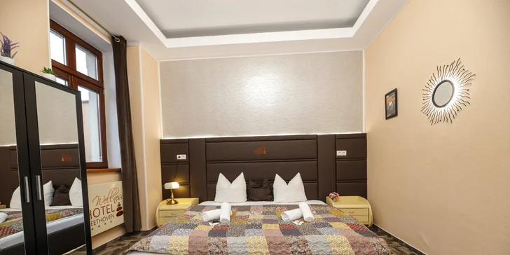 Hotel se nachází v centru města. 