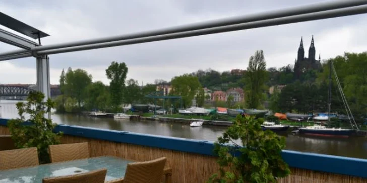 Půlkilový hovězí tataráček na botelu Vodník