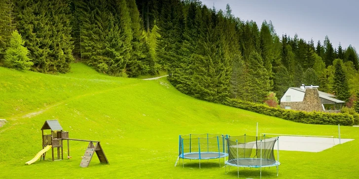 Relaxace v Rakouských Alpách kdykoli až do října: Pobyty s polopenzí a bazénem