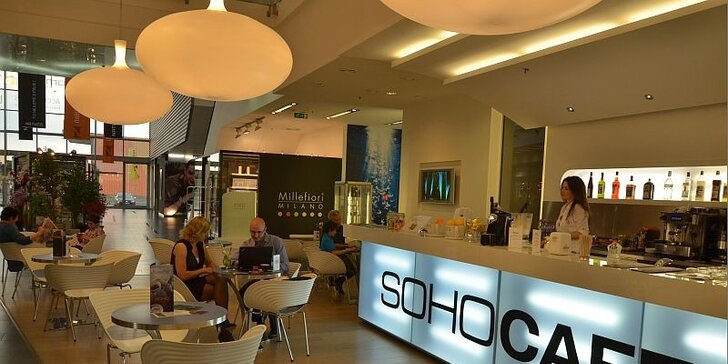 Dvě vynikající palačinky v SOHO Caffé se zdobením podle vašeho gusta