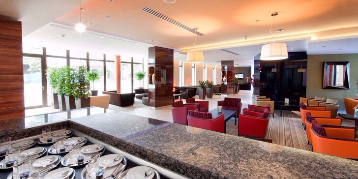 Luxusní letní pobyt v hotelu Holiday Inn v Trnavě se vstupem do wellness