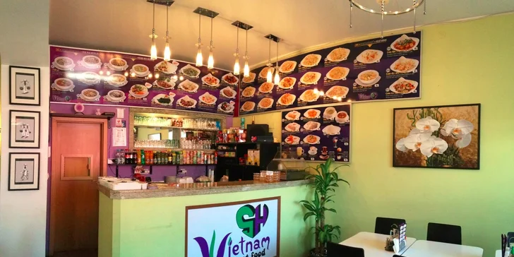 Vietnamské speciality: Jarní závitky i polévka Pho nebo nudle Bun bo Nam Bo
