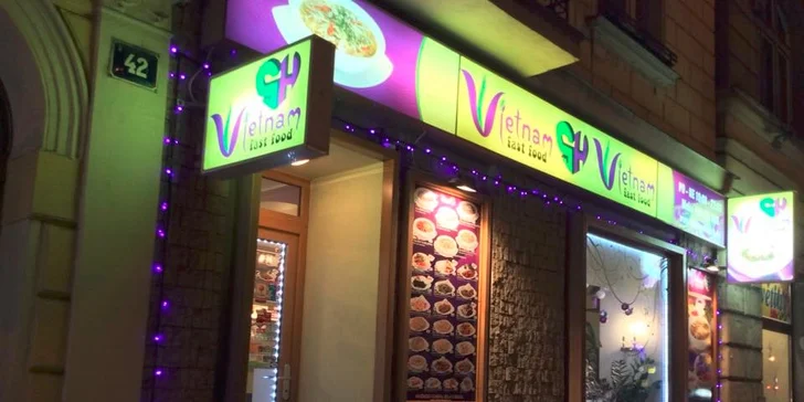 Vietnamské speciality: Jarní závitky i polévka Pho nebo nudle Bun bo Nam Bo