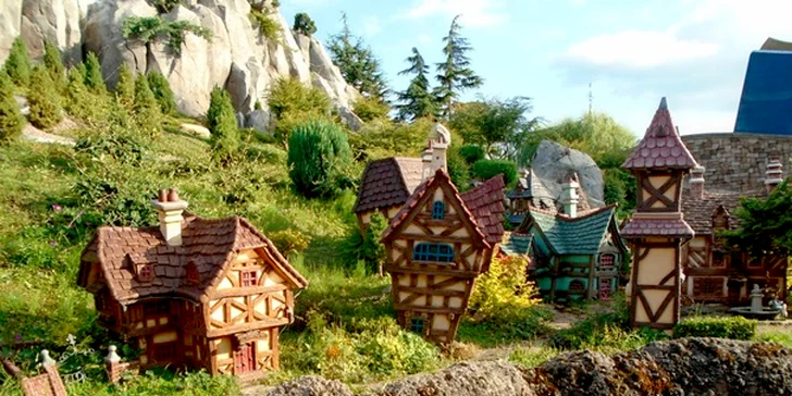 Last minute: Podzimní zájezd do Disneylandu a Paříže s ubytováním a snídaní